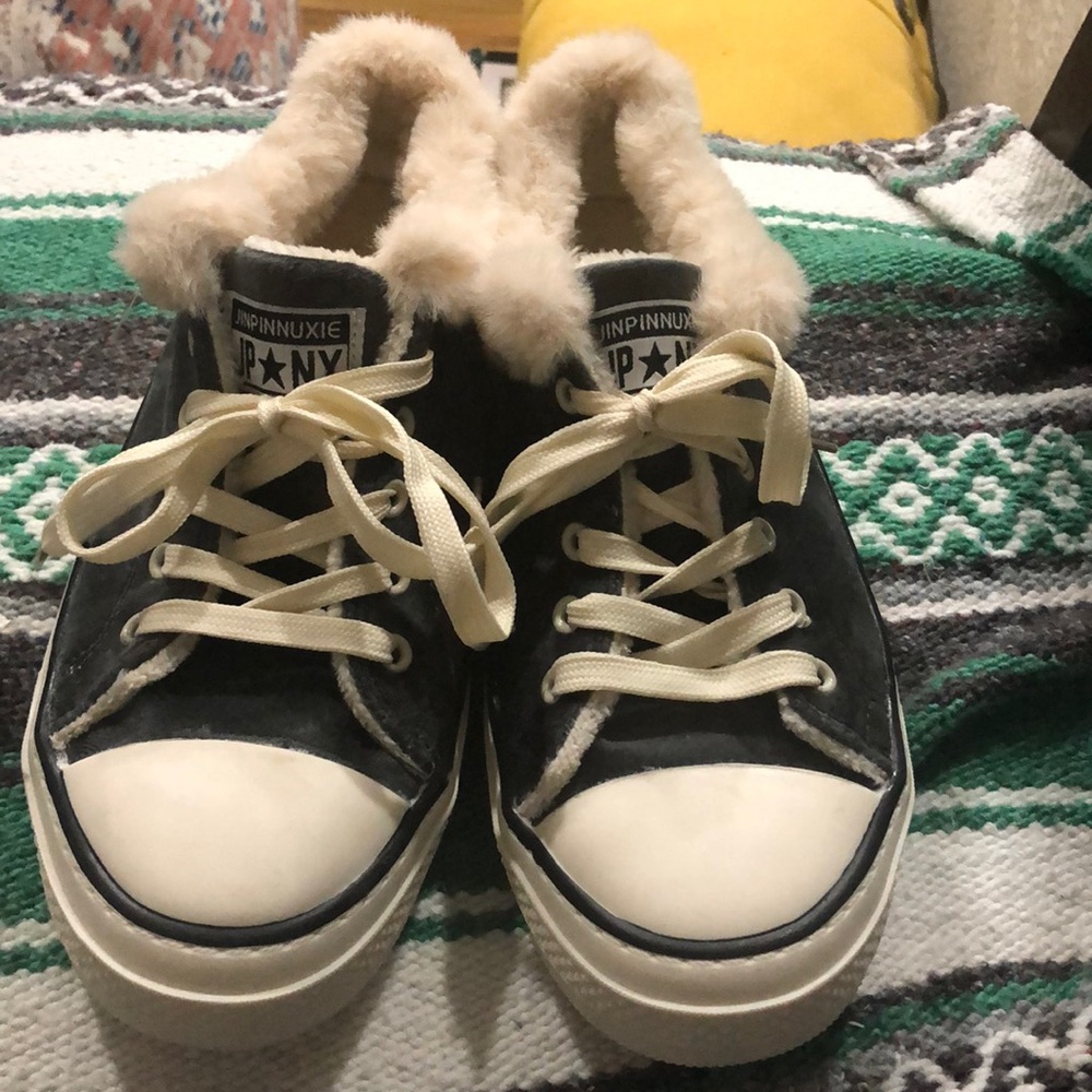Jinpinnuxie faux fur lined sneakers